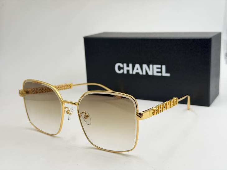 Picture of Chanel Sunglasses _SKUfw79165695fw